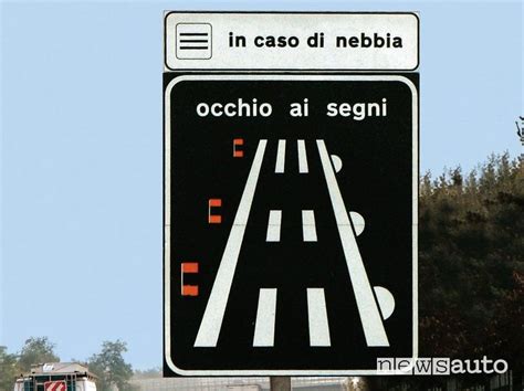 Segnaletica stradale per nebbia