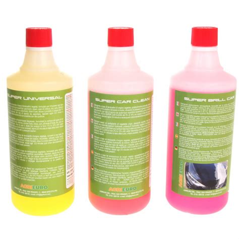 Detergenti specifici per auto e adesivi