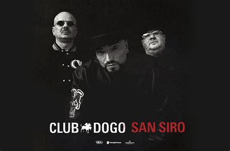 foto dei Club Dogo in un concerto