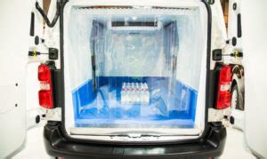 Interno furgone refrigerato Toyota Proace
