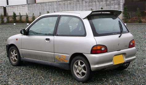 Subaru Vivio Bistrò con design retrò