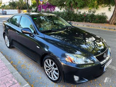 Lexus IS II berlina