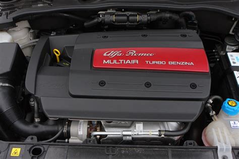 Alfa Romeo MiTo engine detail