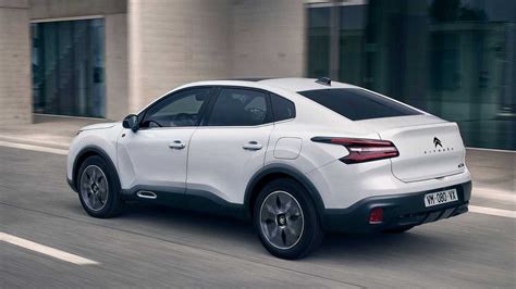 Citroën C4 X Esterni