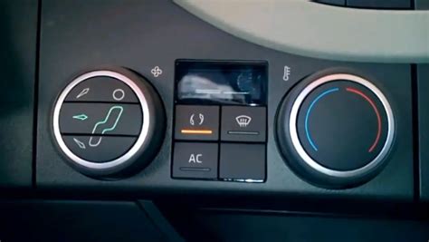 Climate control panel in Volvo FM