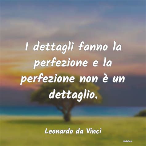 Bambola Trudi in primo piano con focus sui dettagli del viso e degli occhi