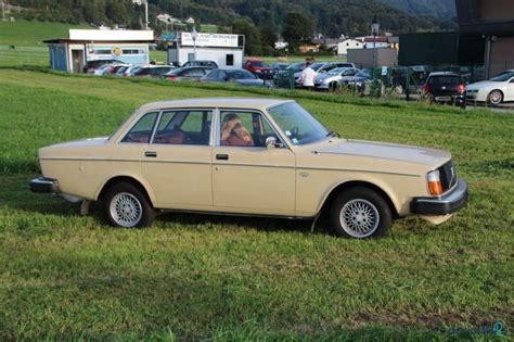 Volvo Serie 200 frontale
