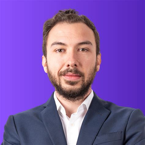 Danno al parafango per errato sollevamento