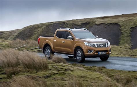 Nissan Navara Double Cab in fuoristrada