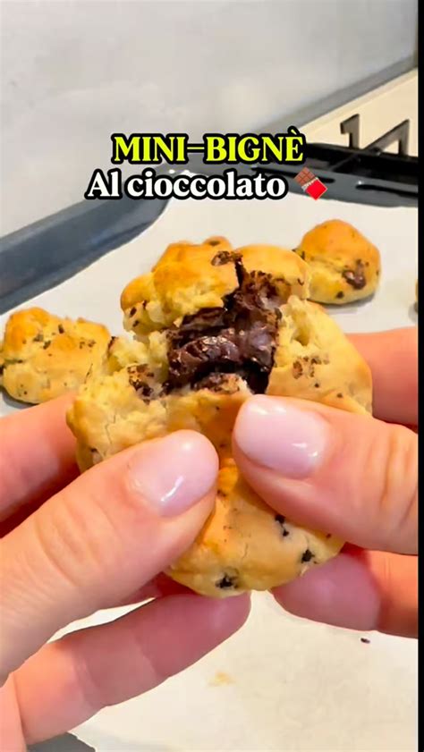 Ingredienti per una ricetta casalinga di Magnum doppio cioccolato