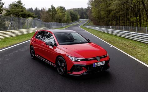 Competitive landscape of compact GTi cars 1990s