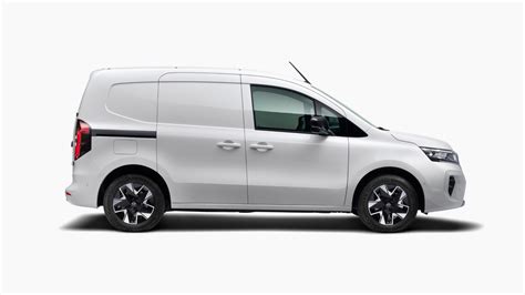 Nissan Townstar Van elettrico in ambiente urbano