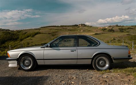 Profilo laterale BMW E24