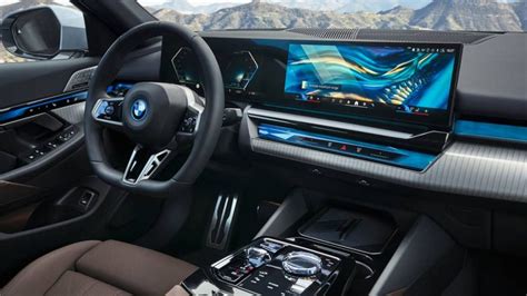 Interni BMW Serie 5 E60 con i-Drive