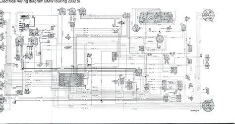 Schema elettrico BMW E46 con evidenziato il connettore del caricatore CD