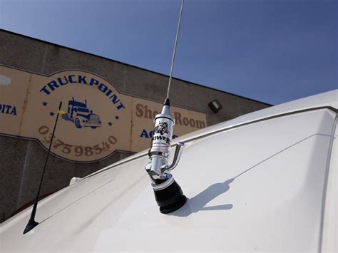Antenna CB per camion installata