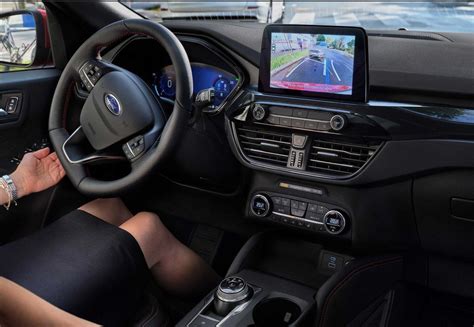 Installazione sistema Park Assist su Ford Kuga