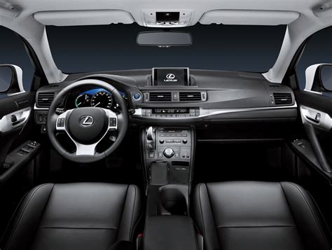 Interni Lexus CT 200h