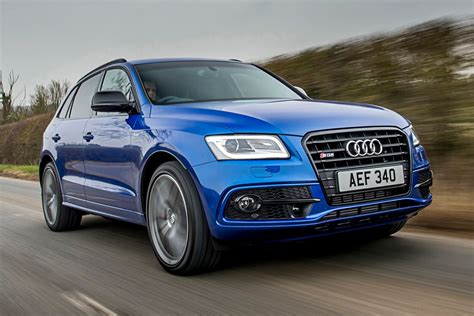 Audi SQ5 TDI frontale in movimento