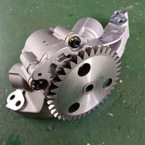 Immagine di una pompa olio per motore automobilistico