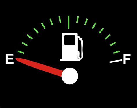 Indicatore livello carburante e autonomia su cruscotto