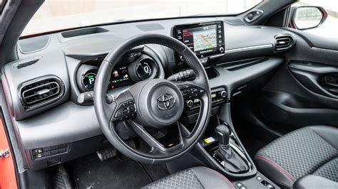 Toyota Yaris interni