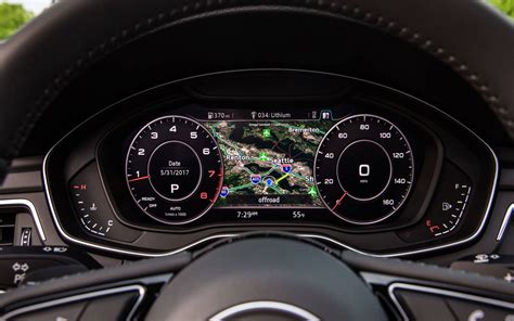 Audi Q5 interni con Virtual Cockpit
