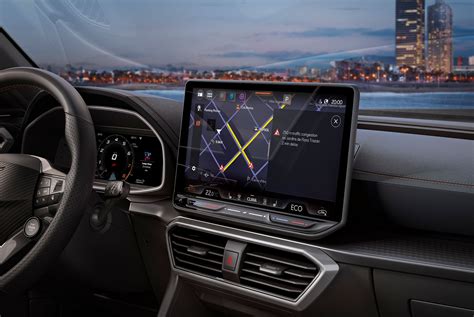 Interni CUPRA Formentor con display infotainment
