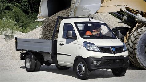 Piaggio Porter elettrico in un contesto urbano