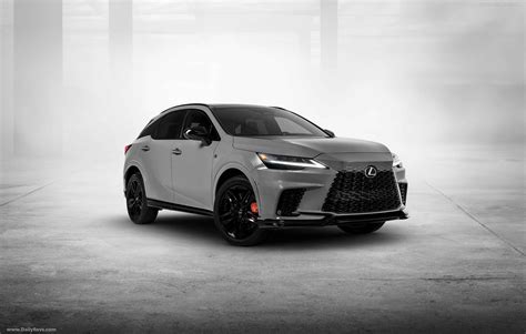 Lexus RX 500h in azione