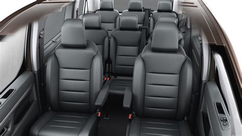Interni modulari del Toyota Proace Verso con sedili ripiegati