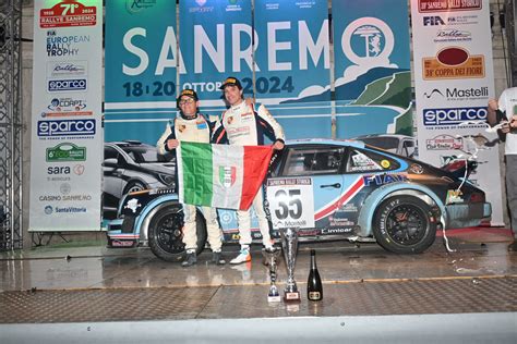 Franco Cunico al volante in una competizione di rally