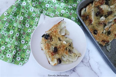 Tavola imbandita con finocchi gratinati