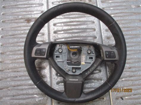 Volante Opel Astra H con comandi