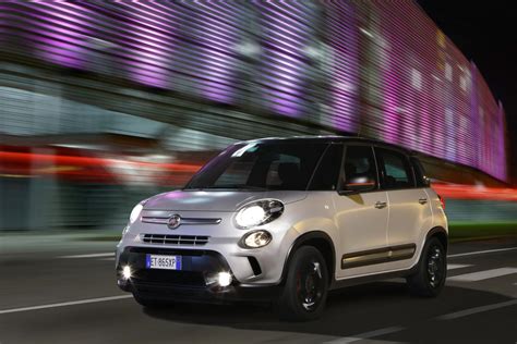 Fiat 500L Beats Edition vista laterale bicolore