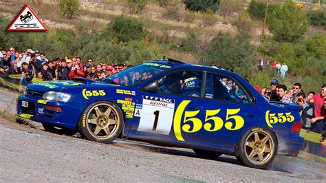 Subaru Impreza 555 in azione su sterrato