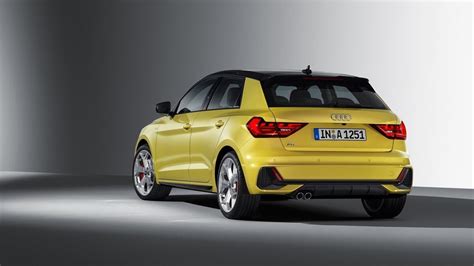 vista frontale dell'Audi A1