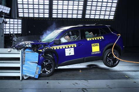 test sicurezza e strutturale crash test Peugeot