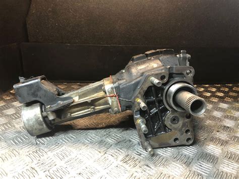 Supporto differenziale Toyota RAV4 esploso