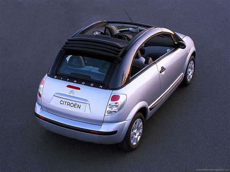 Citroen C2 Pluriel vista posteriore