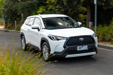 Toyota Corolla Cross 4x4 esterno