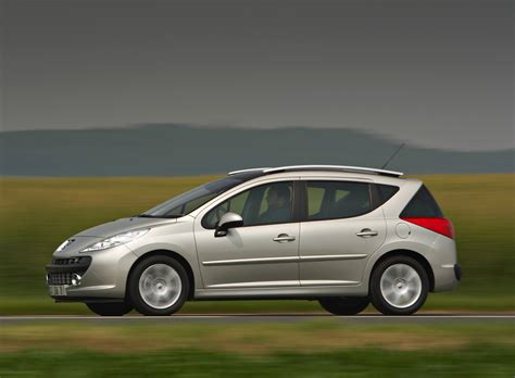 Peugeot 207 SW: vista posteriore