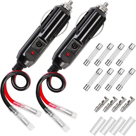 Interno auto con presa accendisigari