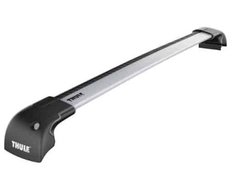 Dettaglio dei piedini Thule 753 e delle barre WingBar