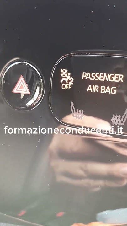 Icona airbag passeggero disattivato
