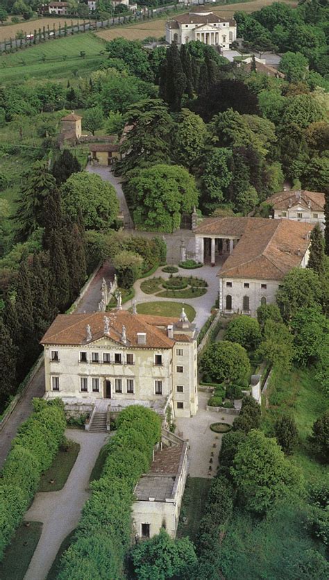 Giardini all'italiana di Villa Valmarana ai Nani, Vicenza (rappresentativo)