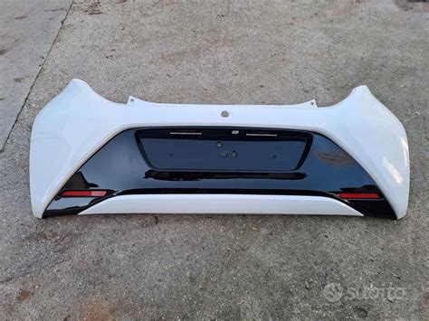 Toyota Aygo X paraurti posteriore