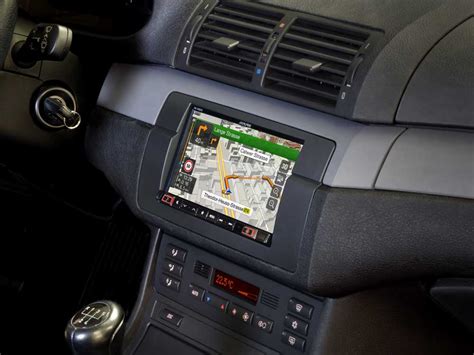 BMW E46 con sistema di navigazione integrato