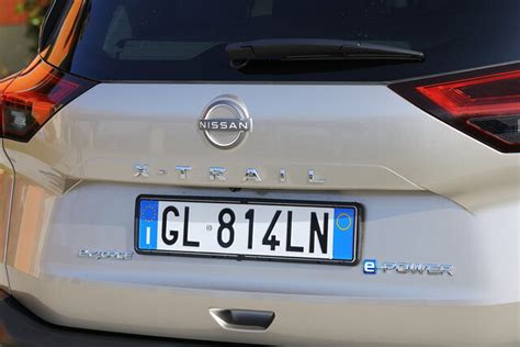 Immagine di una targa identificativa Fiat