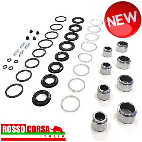 Esempio di kit completo di revisione sterzo per T-Max